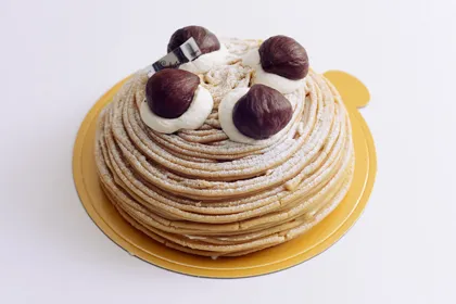 モンブランホールケーキ
