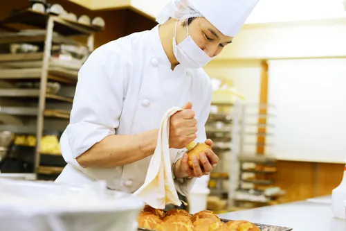 オーナーシェフ 塚本 好男